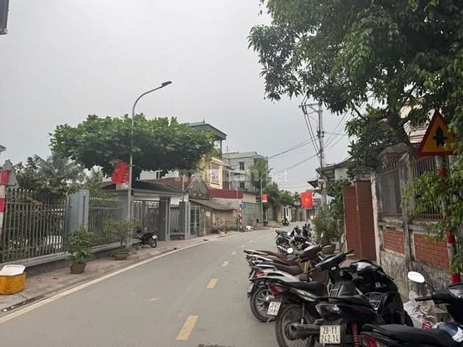 NHÀ ĐẸP KHƯƠNG ĐÌNH - 7 TẦNG THANG MÁY - Ô TÔ ĐỖ CỬA - CHỈ 12.6 TỶ