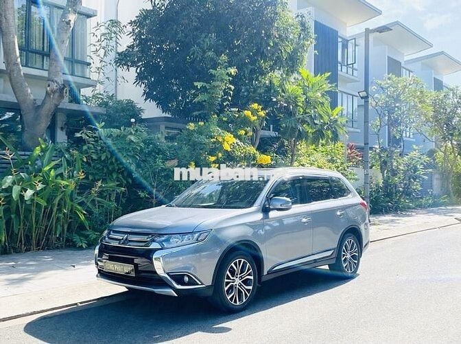 Mitsubishi Outlander 2019 2.0 CVT Premium - 1 chủ