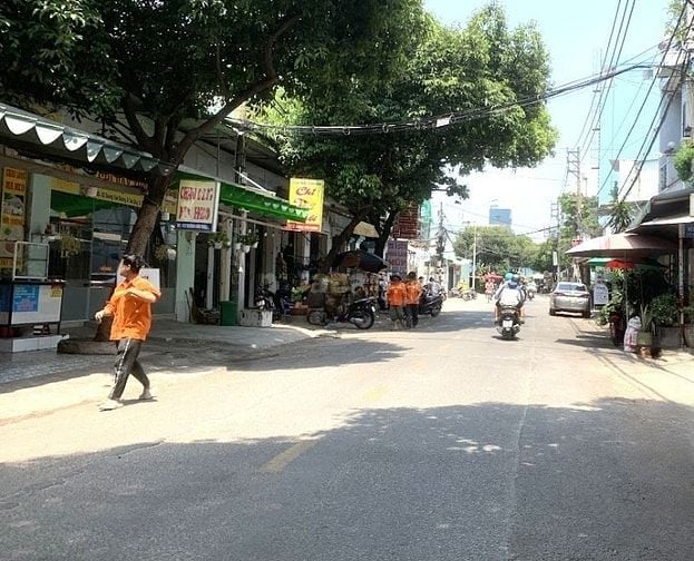 Nhà MT Dương Văn Dương 4x16m có lửng vị trí đẹp đường 16m có lề
