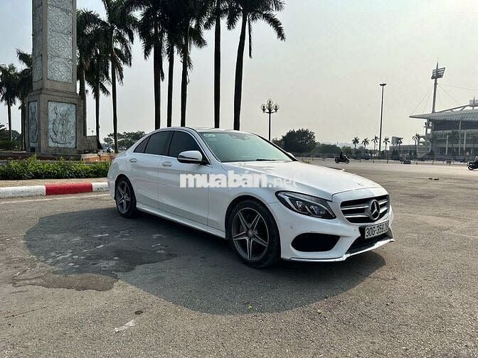 Mercedes Benz C Class 2016 C300 AMG - 92000 km