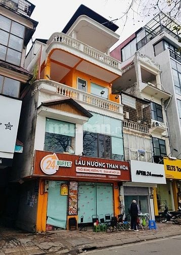 Cho thuê khu nhà Dịch Vọng Cầu Giấy 165m2x2T MT 4M vỉa hè rộng