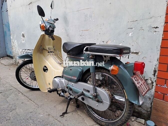 Chiếc cub 81 zin mộc chính chủ