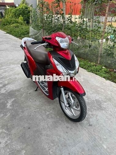 Cần bán visson 2018 máy zin chính chủ bấm biển mơi