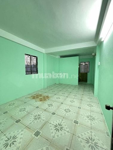 Cho thuê nhà mặt tiền Hậu Giang, P.12, Q.6 giá 22tr