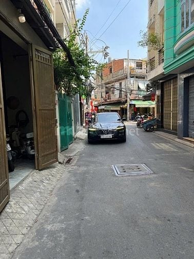 16 tỷ TL sở hữu Tòa Nhà 5 Tầng dt: 5,5x16,5 HXH Nhà Mới Khu Víp 