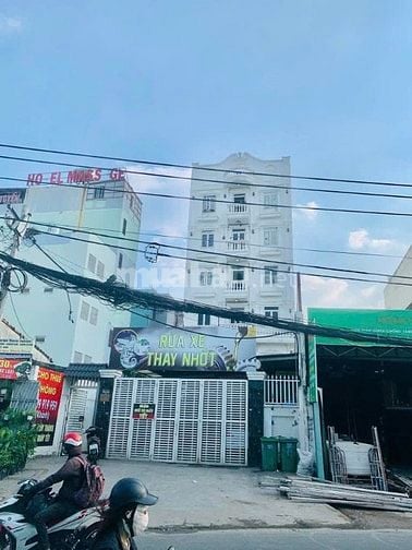 CHDV CAO CẤP MẶT TIỀN PHẠM VĂN CHIÊU NGANG 10M 55PN DT 200TR/TH