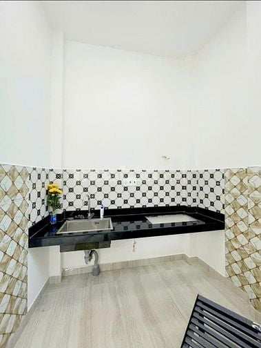 Định cư Mỹ bán rẻ chỉ 1ty264/51m2 ở Ông Ích Khiêm-Q.11, hxh/Shr 