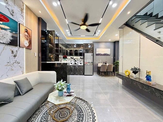 Nhà cần bán đ.Nguyễn Công Hoan PNhuận.44,1m2/2tỷ680.hẻm oto sổ riêng.