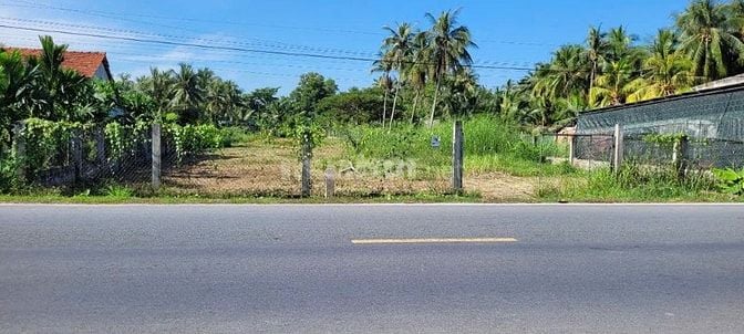 Chính chủ dư dùng bán đất mặt tiền QL 60 cũ