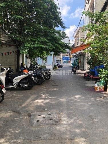 Cho thuê nhà nguyên căn hẻm 386 Lê văn sỹ phường 14 quận 3