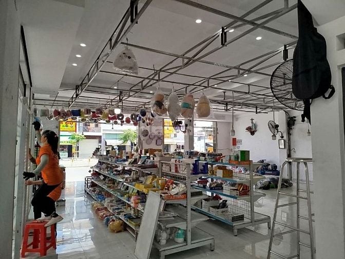 MT T6 Khu Tây Thạnh 12*20m 1 trệt 2 lầu suốt giá 60tr/tháng