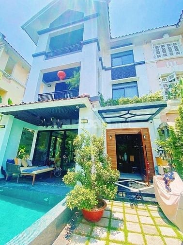 BIỆT THỰ CIPUTRA- SIÊU VÍP 4 TẦNG- THANG MÁY MẶT ĐƯỜNG ĐÔI 