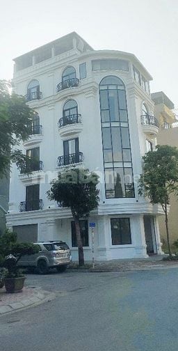 Cho thuê nhà 2 mặt tiền diện tích 150m2 mặt phố Kim Quan Thượng