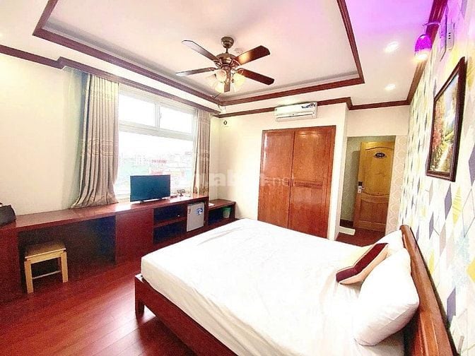 CHo thuê PHÒNG TRỌ full đồ, cạnh bãi oto, cửa sổ rộng.