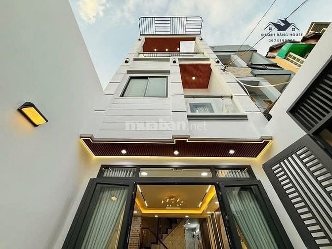 Chủ Ngộp Tiền Kinh Bán gấp nhà Hai Bà Trưng P.Võ Thị Sáu Q.3 SHR