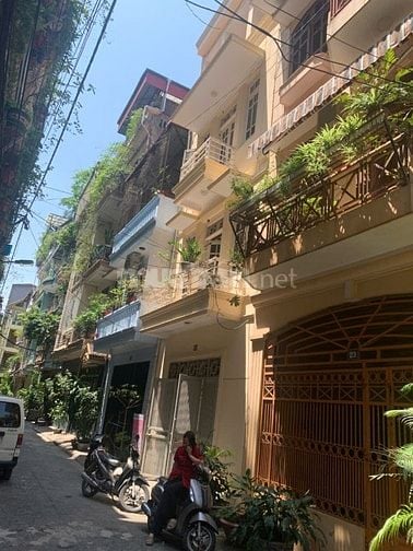 Chính chủ cho thuê nhà dài hạn 4 tầng, ô tô vào tận nhà