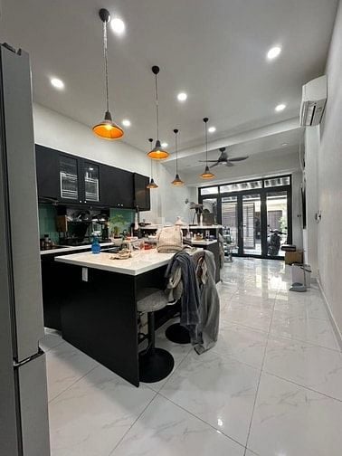Gđ phá sản bán gấp dt 62m2 nhà đ Lê Văn Huân-q.Tân Bình,giá 1 tỷ360tr