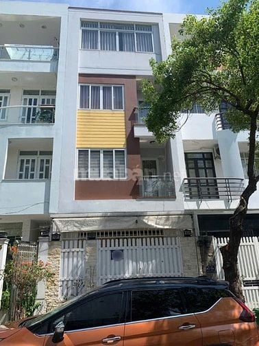Nhà Bên Cồn, DT 5x18m, 04 Tầng.
