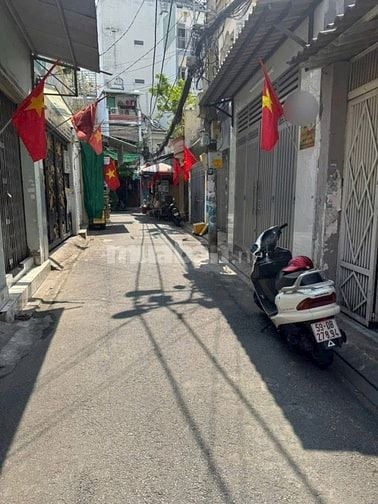 Nhà Nguyễn Sỹ Sách HXH thông đối diện chợ Tân Trụ, phường 15, Tân Bình