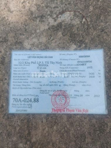 Cần bán xe toyota như hình, bao rút hồ sơ