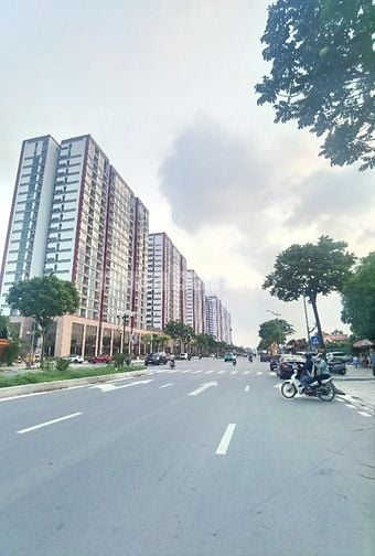 BÁN NHÀ GIA THƯỢNG 36M2 X 5 TẦNG, FULL NỘI THẤT, NGÕ Ô TÔ.