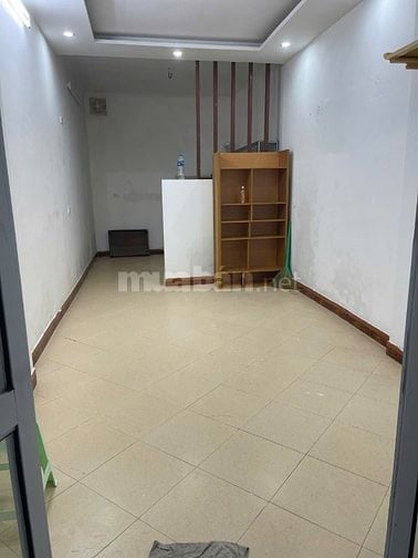 Chính chủ cho thuê DT 70 m2, có nhà 30m2x2T, ngõ 22 Tôn Thất Tùng