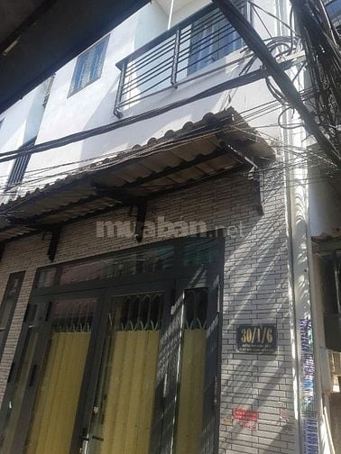 Bán căn nhà 4x5m, 1 lửng 1 lẩu , 2WC đường xe hơi vào tận nơi 1,250tỷ