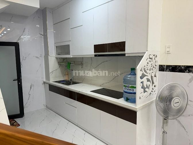 Chính chủ bán nhà 30/55 Thích Quảng Đức, p5, Q.Phú Nhuận, dt:3.2x10m