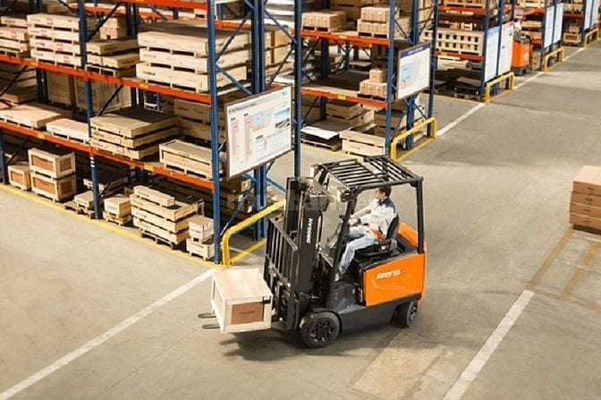 Cần tuyển lái cẩu đồ uống - kiêm thủ kho bốc vác, làm tại kho Vĩnh Tuy