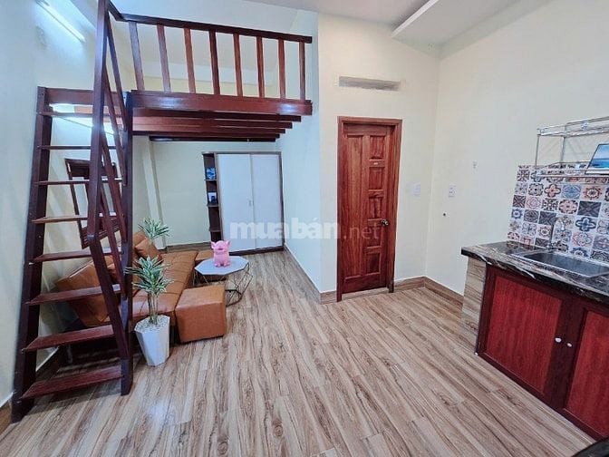 NGAY NGÃ 4 THỦ ĐỨC, LÊ VĂN VIỆT, Phòng full nội thất rộng rãi, an ninh