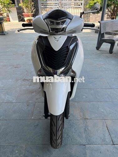 SH 150i ABS chính chủ xe ít đi còn mới căng
