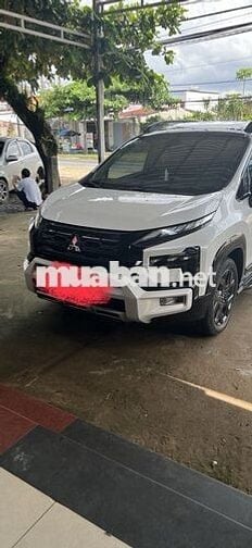 Mitsubishi Xpander Cross 2023  - 28000 km