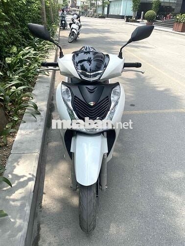 vkck em nhượng lại xe SH 2020 150cc phanh ABS ạ