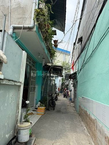 Cần  bán nhà hẻm 994a/132 huỳnh tấn phát Q7.DT 3x4,5 