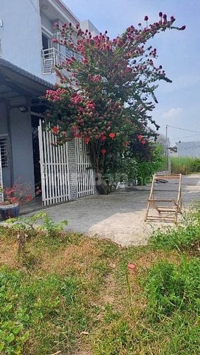 Chính chủ bán nhà 1 trệt 1 lầu giá 2,53 tỷ xã Tân Bửu, Bến Lức