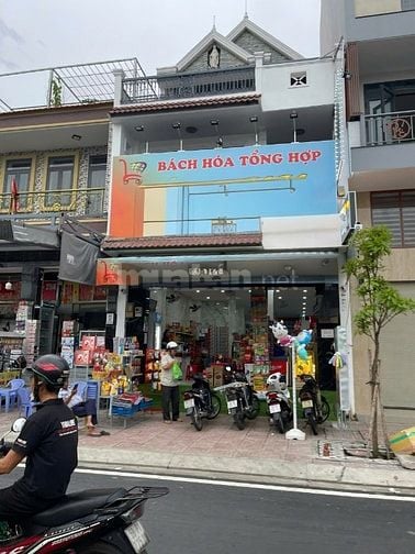 KẸT TIỀN BÁN NHÀ TRONG CHỢ BÌNH CHÁNH 790TR CHO THUÊ 20TR/THÁNG 100M2
