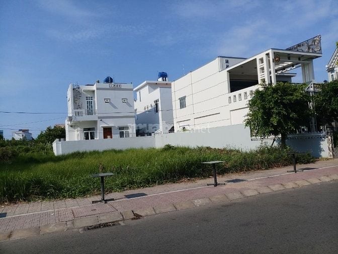 125m2 trung tâm huyện, cách Vinhomes City 200m, trung tâm Hậu Nghĩa