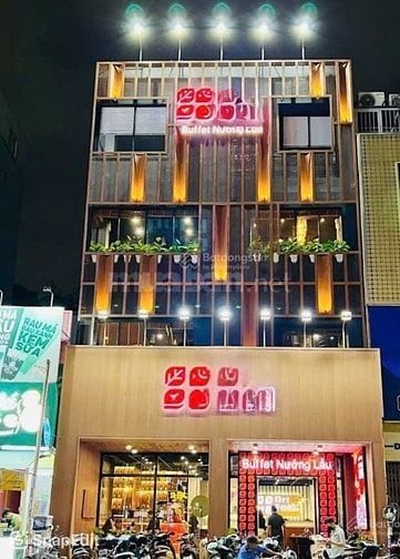  NHÀ PHỐ ẨM THỰC PHAN XÍCH LONG 8X18M (5 TẦNG ) GIÁ 60 TRIỆU PHÚ N