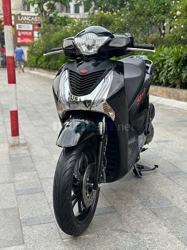 Cần Bán SH 150 Khoá Smartkey 2016 màu đen Biển Vip