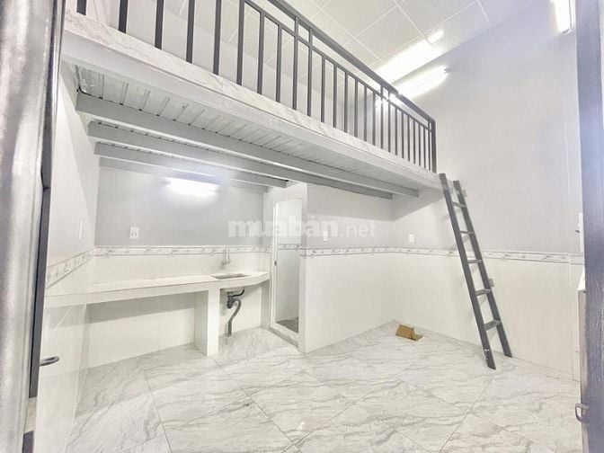 Cho thuê phòng trọ có gác,máy giặc chỉ 2tr9 ngay Lê Trọng Tấn