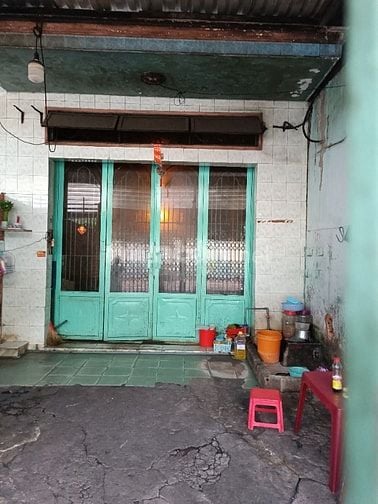 Cho thuê nhà nguyên căn , mặt tiền đường rộng lớn 
