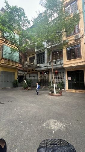 TIN ĐƯỢC KHÔNG😮200m sân +50M² 3TẦNG – HƠN 10TỶ - ngã tư QuangTrung HĐ