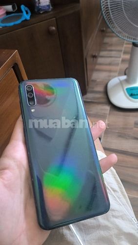 Samsum a50 cũ đã qua sử dụng, 