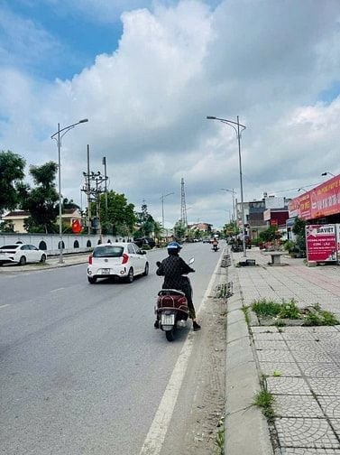 Bán đất tặng nhà 2 tầng mặt đường Máng Nước An Dương, Hải Phòng 