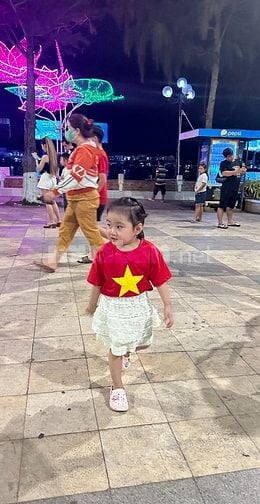 Cần người giữ bé 3 tuổi  bao ăn ngủ tại nhà 