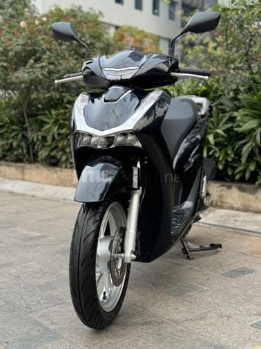 Cần bán SH 160 CBS 2024 chạy 800km siêu mới cực đẹp