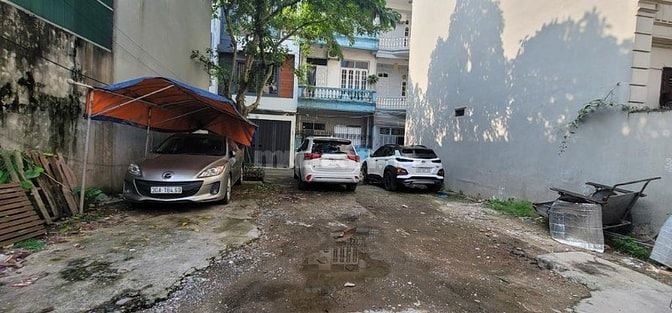 ĐẤT VÀNG NGỌC LÂM - 30M2, NGÕ THOÁNG, LÔ GÓC, Ô TÔ ĐỖ CỬA, GIÁ 6 TỶ