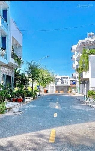 ĐẢO KIM CƯƠNG THÀNH PHỐ VEN SÔNG ĐẸP GIÁ CỰC KỲ TỐT 3TỶ6 HÀNG HIẾM GD2