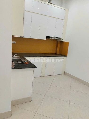LONG BIÊN NHÀ DÂN XÂY CHẮC CHẮC GẦN 50M2, MẶT TIỀN HƠN 4M. GIÁ CHỈ 5.5