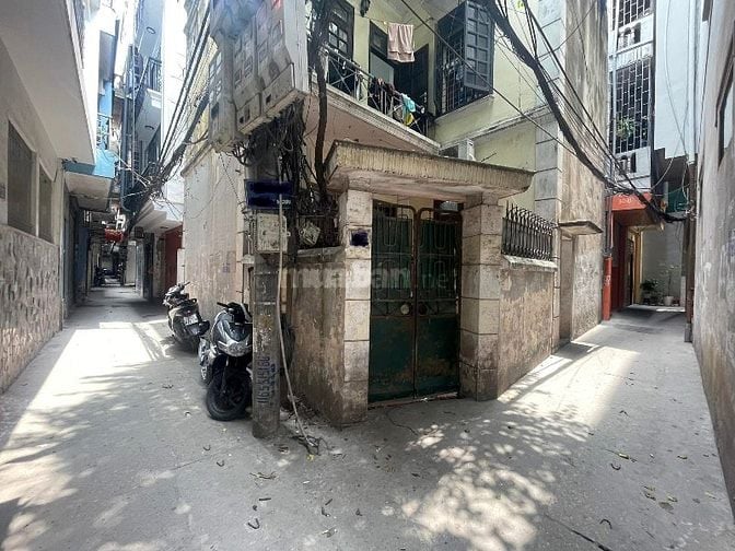 Hiếm lô góc Kim Ngưu ngõ thông 75m, 3 tầng, 13.3 tỷ